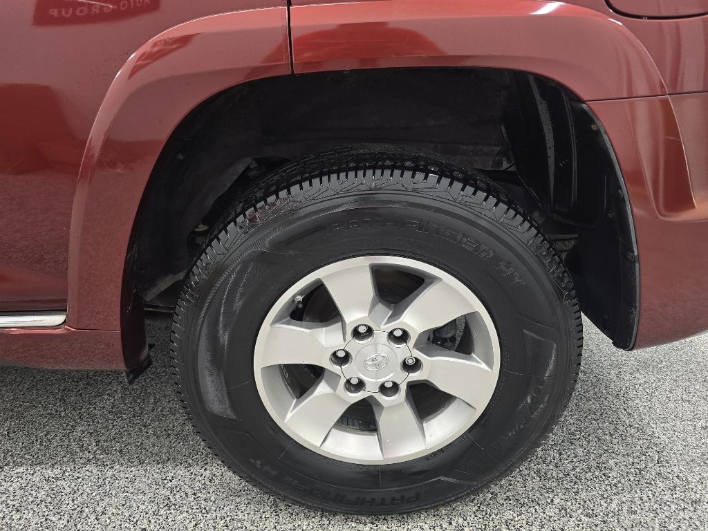 Toyota 4Runner SR5 2WD V6 2010 Toyota 4Runner SR5 2WD V6 2010