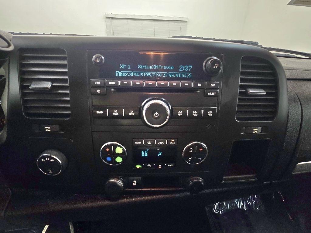 Chevrolet Silverado 2500HD LT Crew Cab 4WD 2014