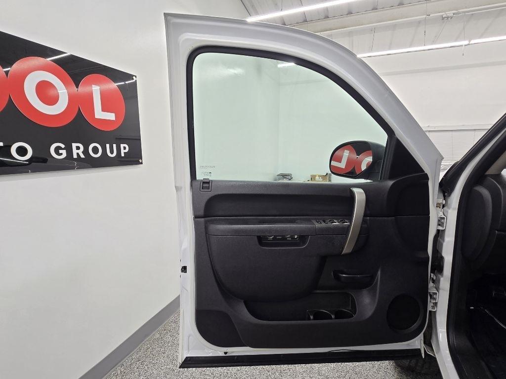 Chevrolet Silverado 2500HD LT Crew Cab 4WD 2014