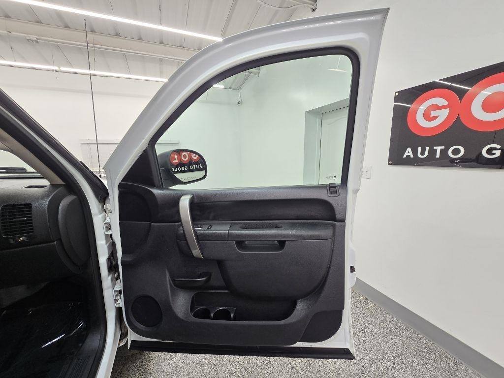 Chevrolet Silverado 2500HD LT Crew Cab 4WD 2014