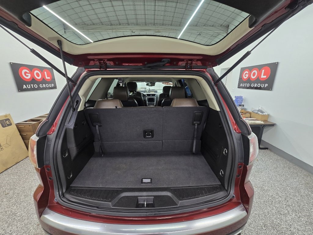 2015 Gmc Acadia SLT photo 23