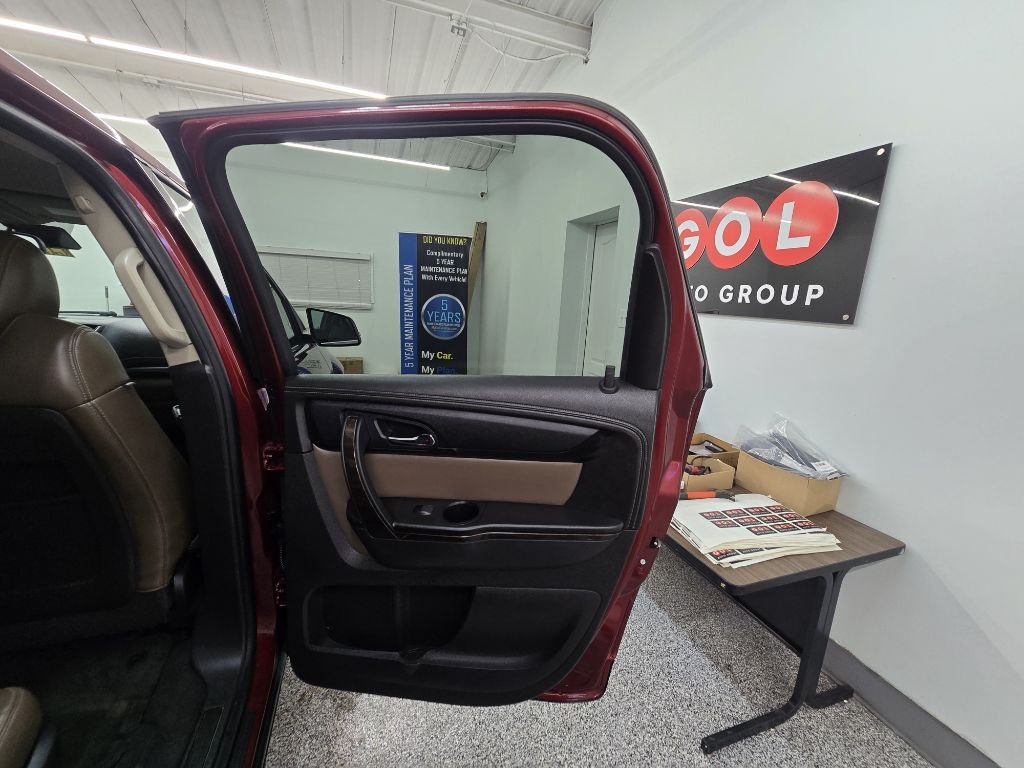 2015 Gmc Acadia SLT photo 27