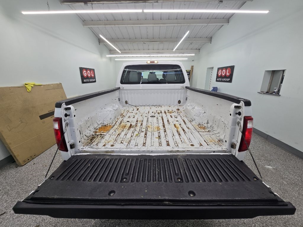 Ford F-250 SD XLT Crew Cab Long Bed 4WD 2016 Ford F-250 SD XLT Crew Cab Long Bed 4WD 2016