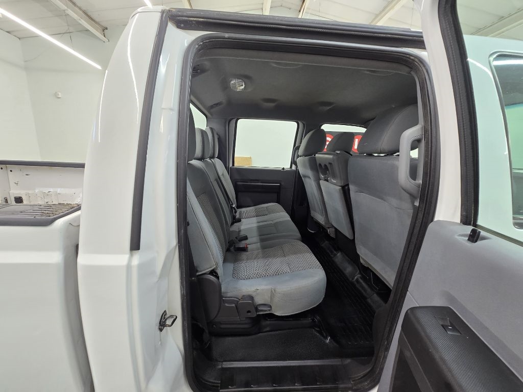 Ford F-250 SD XLT Crew Cab Long Bed 4WD 2016 Ford F-250 SD XLT Crew Cab Long Bed 4WD 2016