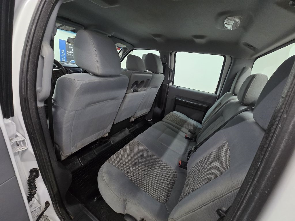 Ford F-250 SD XLT Crew Cab Long Bed 4WD 2016 Ford F-250 SD XLT Crew Cab Long Bed 4WD 2016