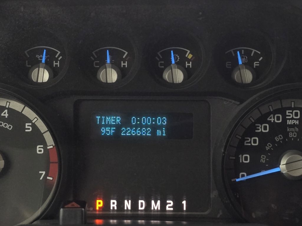 Ford F-250 SD XLT Crew Cab Long Bed 4WD 2016 Ford F-250 SD XLT Crew Cab Long Bed 4WD 2016