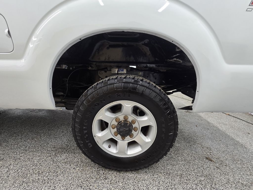 Ford F-250 SD XLT Crew Cab Long Bed 4WD 2016 Ford F-250 SD XLT Crew Cab Long Bed 4WD 2016