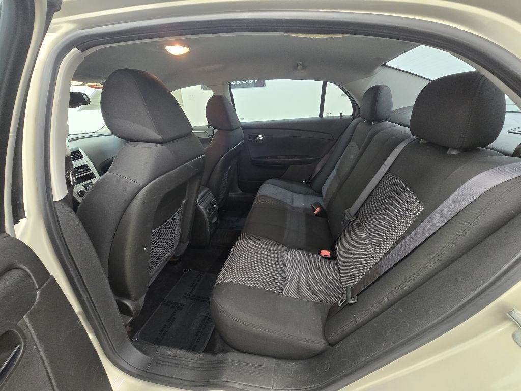 Chevrolet Malibu 1LT 2012