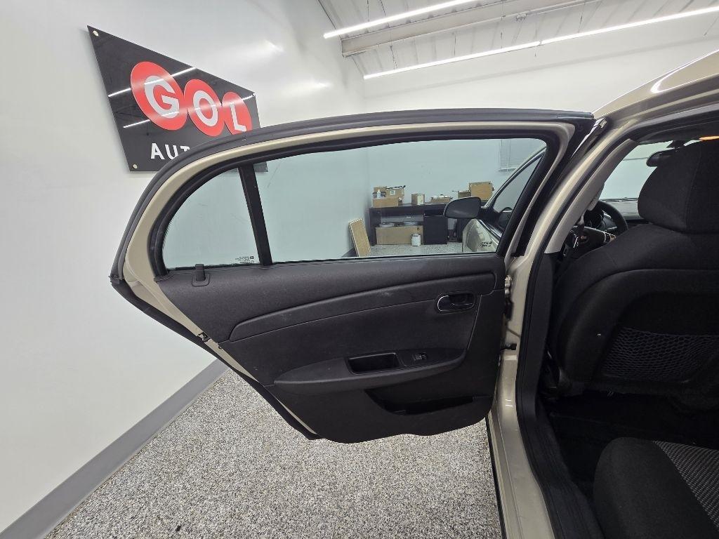 Chevrolet Malibu 1LT 2012