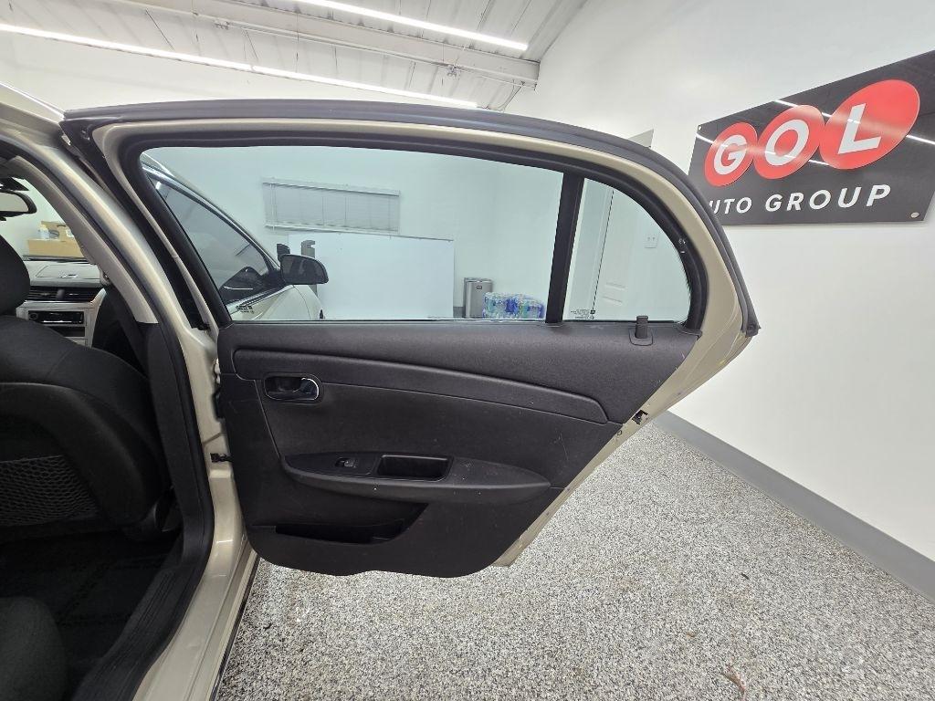 Chevrolet Malibu 1LT 2012