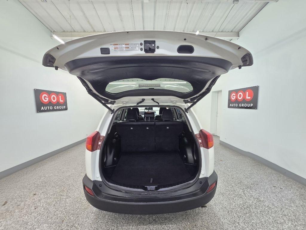 Toyota RAV4 Limited FWD 2015