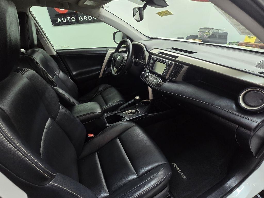 Toyota RAV4 Limited FWD 2015