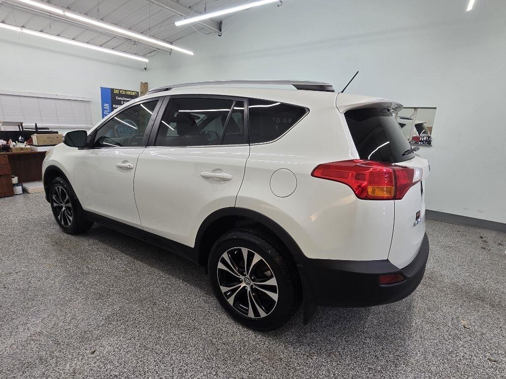 Toyota RAV4 Limited FWD 2015