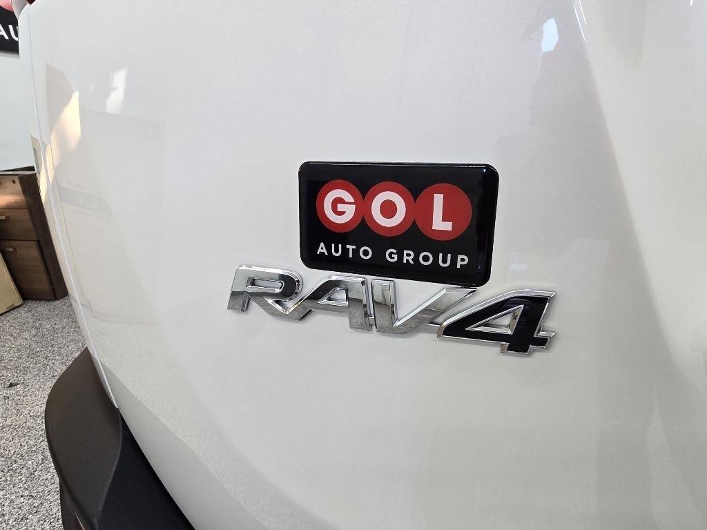 Toyota RAV4 Limited FWD 2015