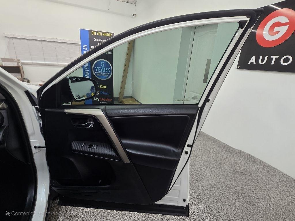 Toyota RAV4 Limited FWD 2015