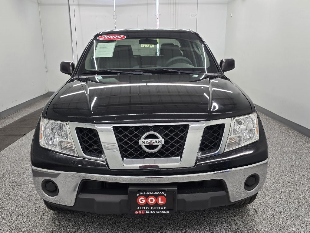 Nissan Frontier LE Crew Cab 2WD 2009
