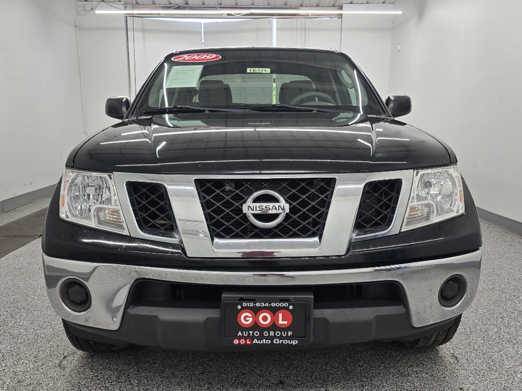 Nissan Frontier LE Crew Cab 2WD 2009