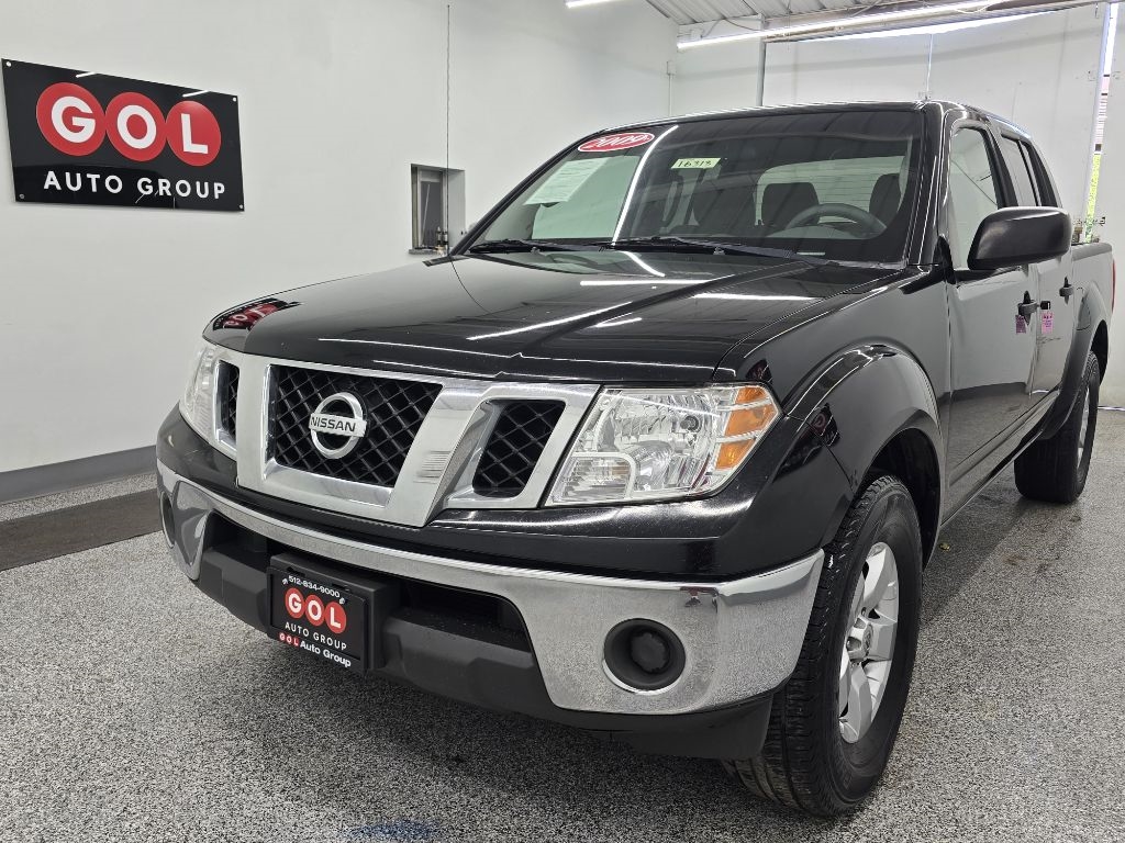 Nissan Frontier LE Crew Cab 2WD 2009