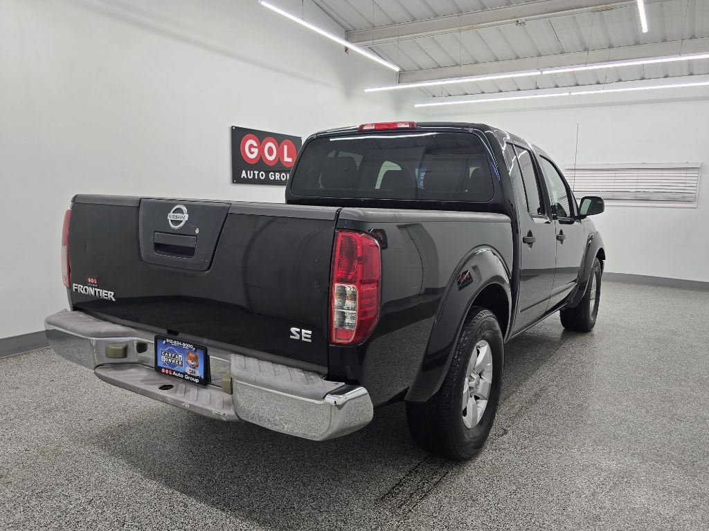 Nissan Frontier LE Crew Cab 2WD 2009