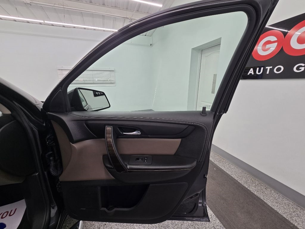 GMC Acadia SLT-2 FWD 2015 GMC Acadia SLT-2 FWD 2015