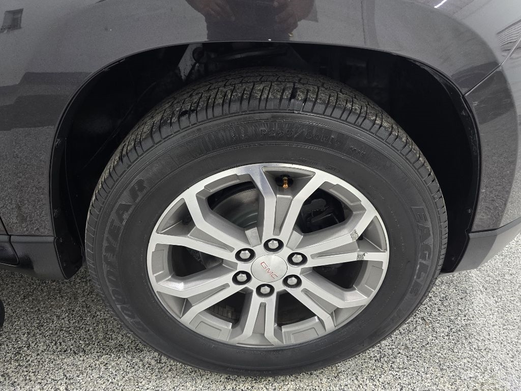 GMC Acadia SLT-2 FWD 2015 GMC Acadia SLT-2 FWD 2015