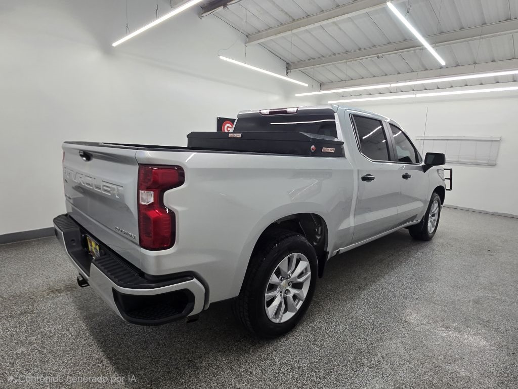 Chevrolet Silverado 1500 Custom Crew Cab 2WD 2022