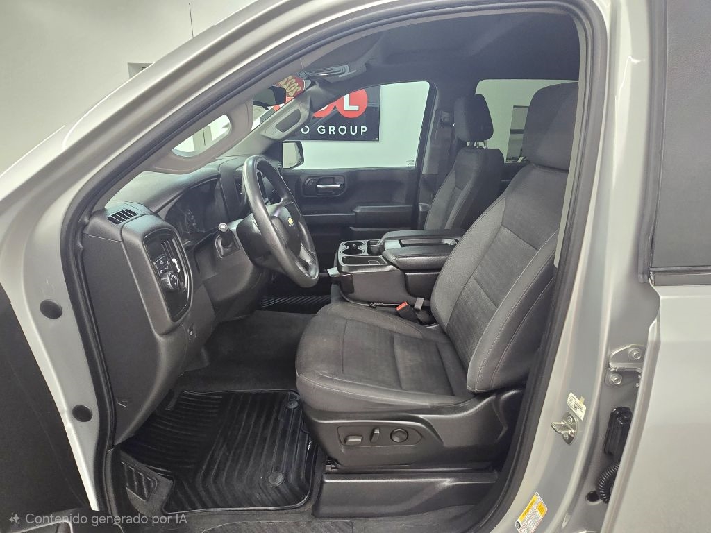 Chevrolet Silverado 1500 Custom Crew Cab 2WD 2022