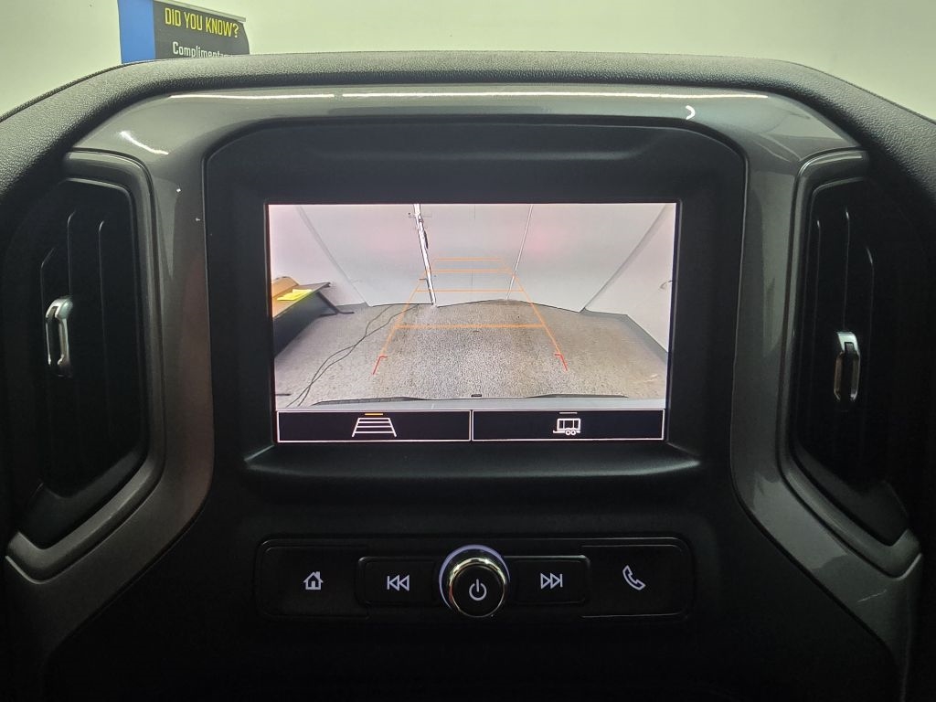 Chevrolet Silverado 1500 Custom Crew Cab 2WD 2022