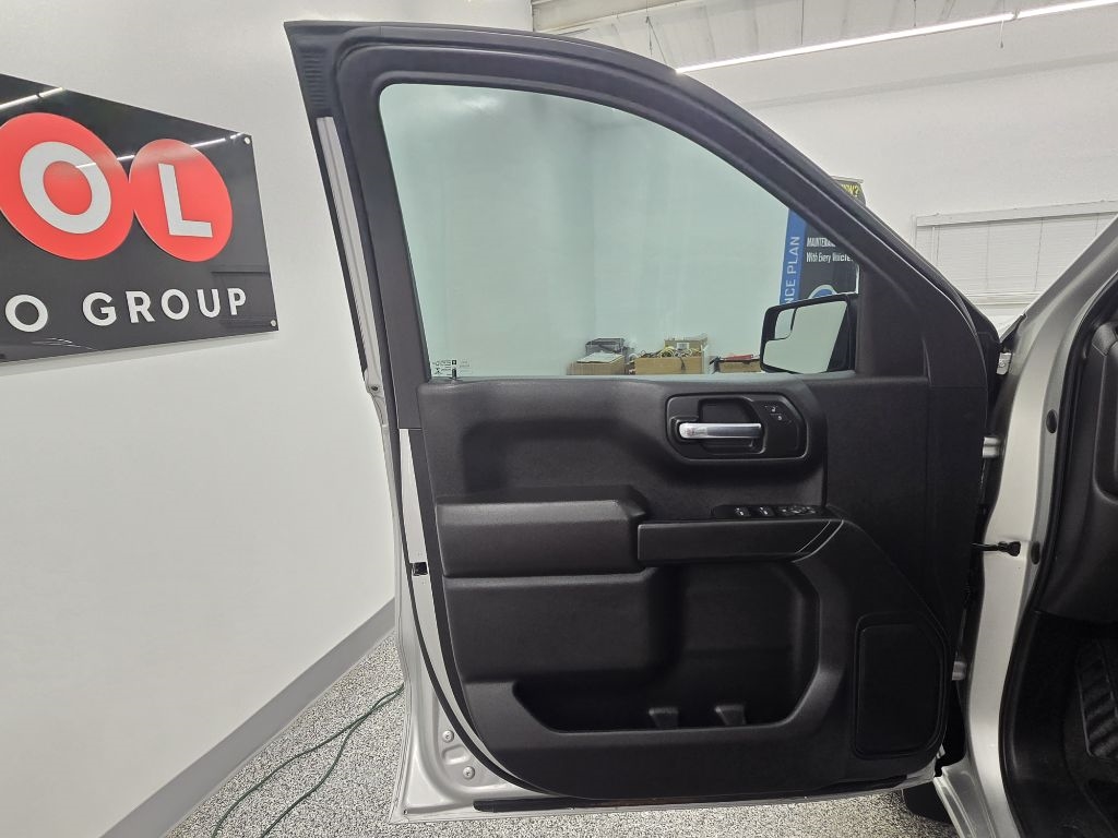 Chevrolet Silverado 1500 Custom Crew Cab 2WD 2022