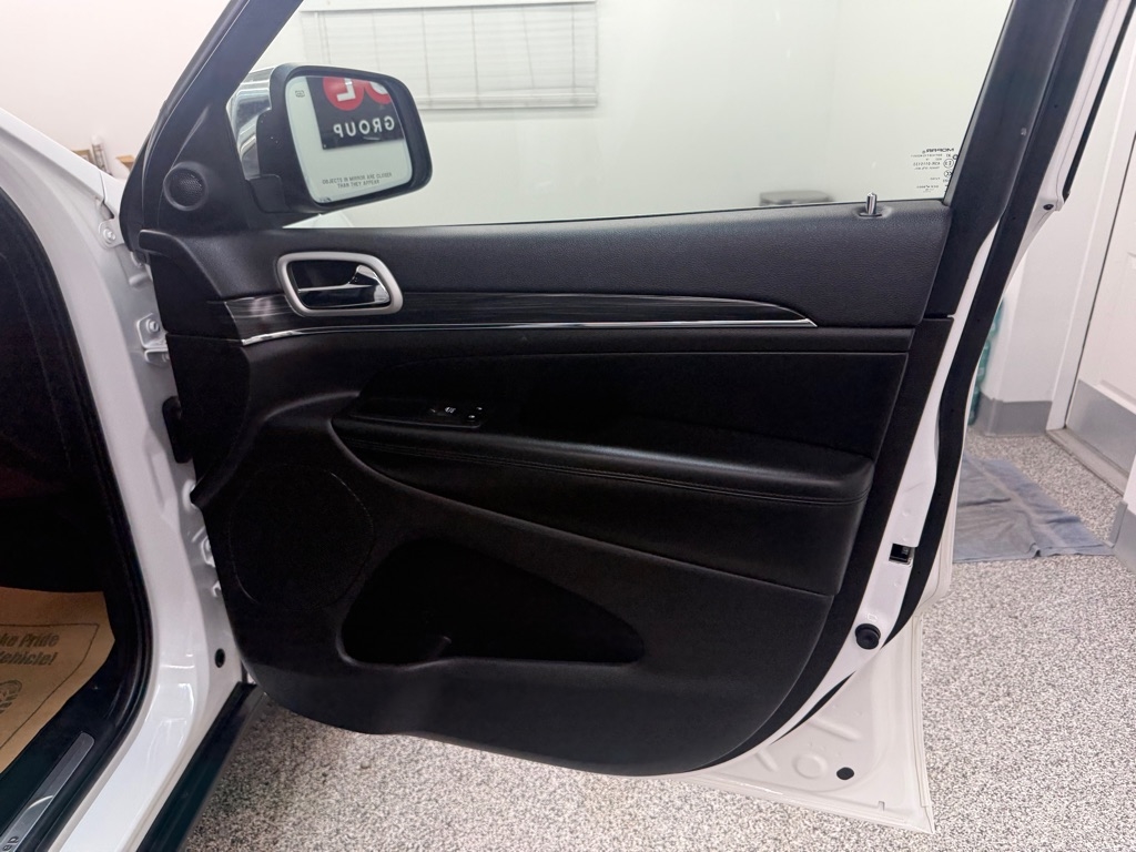 Jeep Grand Cherokee Limited 2WD 2019 Jeep Grand Cherokee Limited 2WD 2019