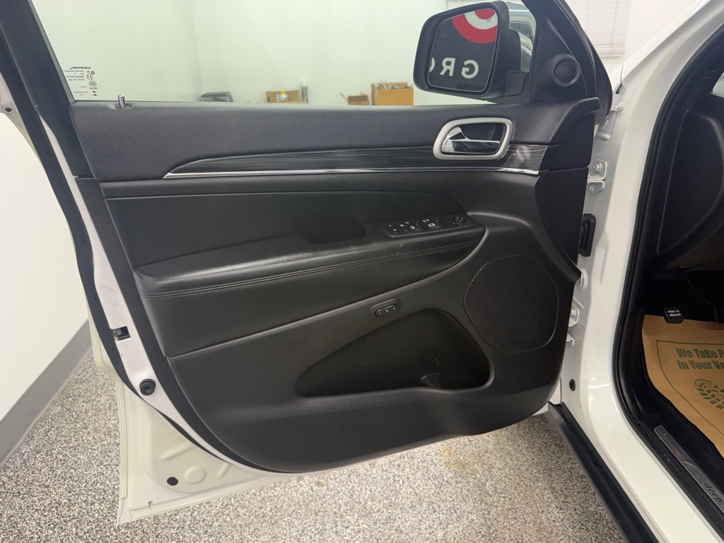 Jeep Grand Cherokee Limited 2WD 2019 Jeep Grand Cherokee Limited 2WD 2019