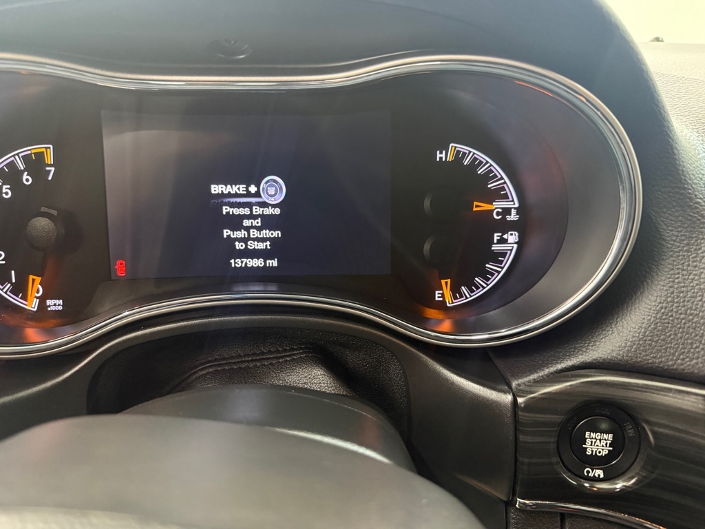 Jeep Grand Cherokee Limited 2WD 2019 Jeep Grand Cherokee Limited 2WD 2019