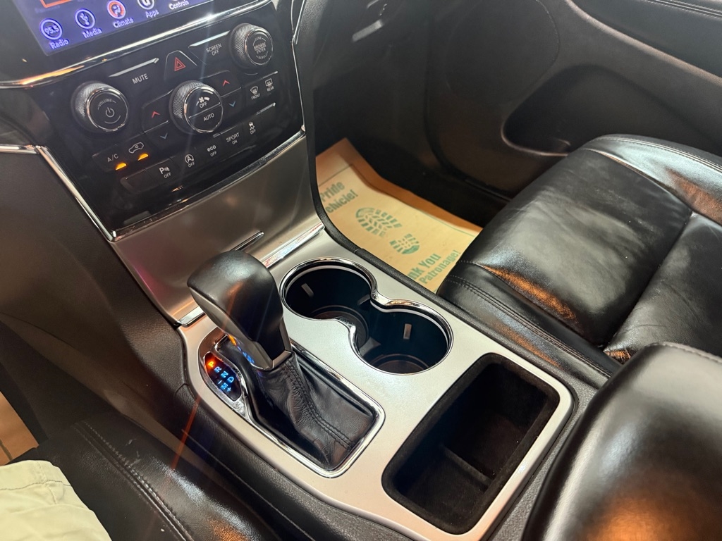 Jeep Grand Cherokee Limited 2WD 2019 Jeep Grand Cherokee Limited 2WD 2019