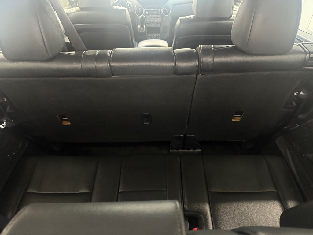 Honda Pilot EX-L 2WD 5-Spd AT with Navigation 2014 Honda Pilot EX-L 2WD 5-Spd AT with Navigation 2014