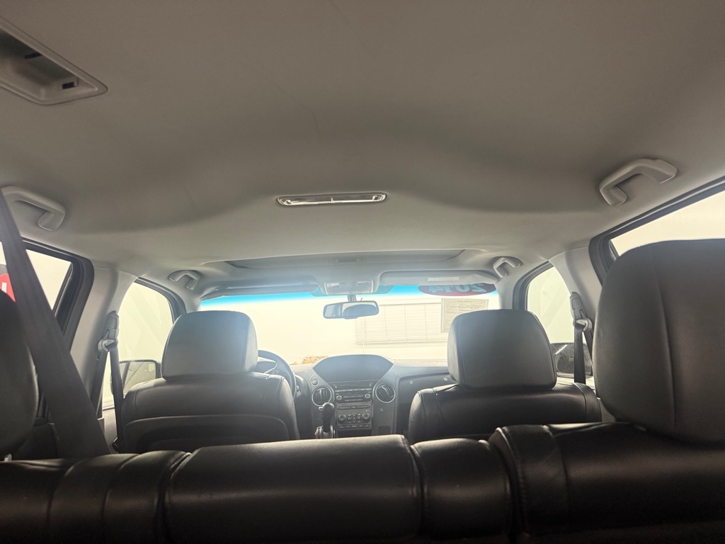 Honda Pilot EX-L 2WD 5-Spd AT with Navigation 2014 Honda Pilot EX-L 2WD 5-Spd AT with Navigation 2014