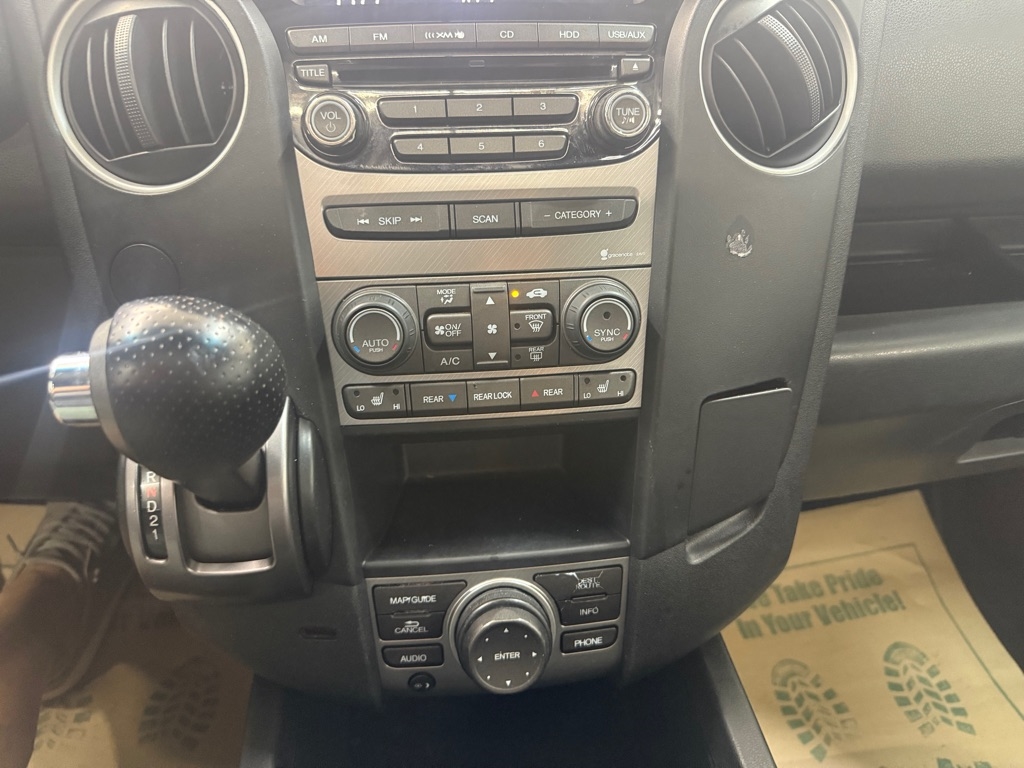 Honda Pilot EX-L 2WD 5-Spd AT with Navigation 2014 Honda Pilot EX-L 2WD 5-Spd AT with Navigation 2014