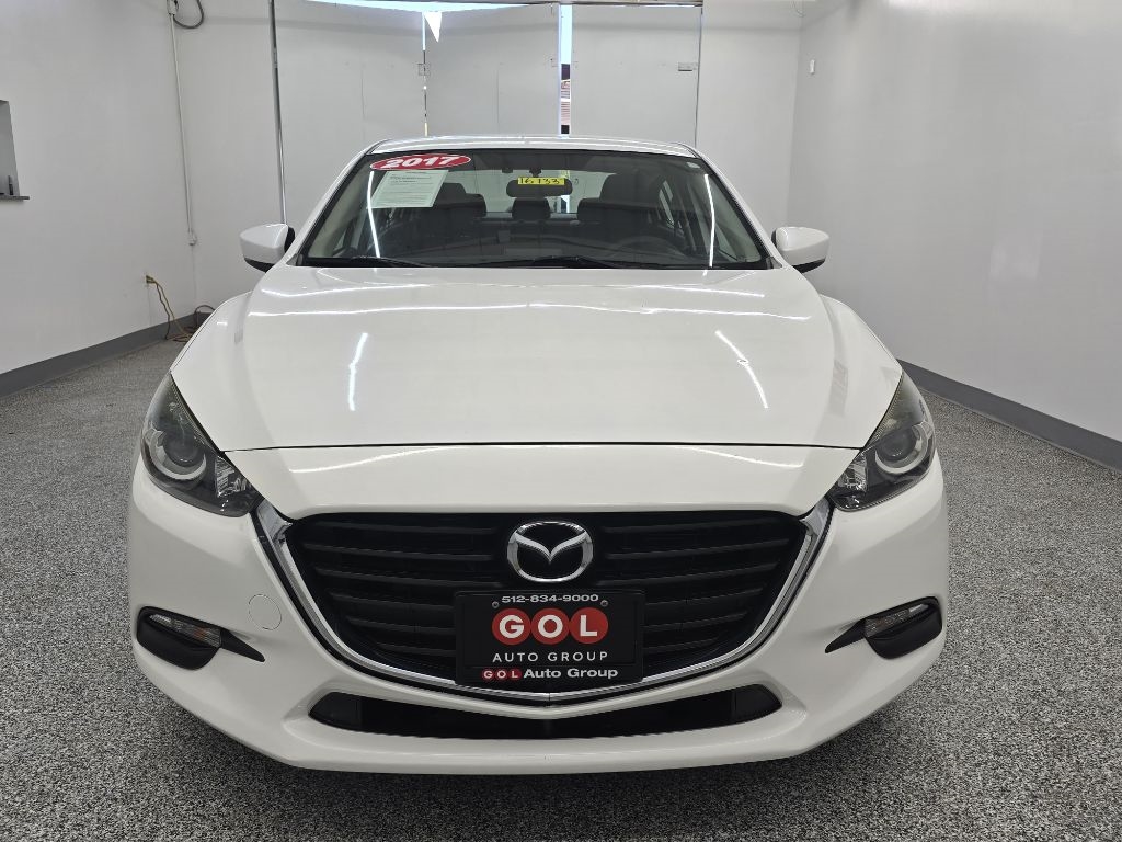 2017 Mazda Mazda3 i Sport photo 2