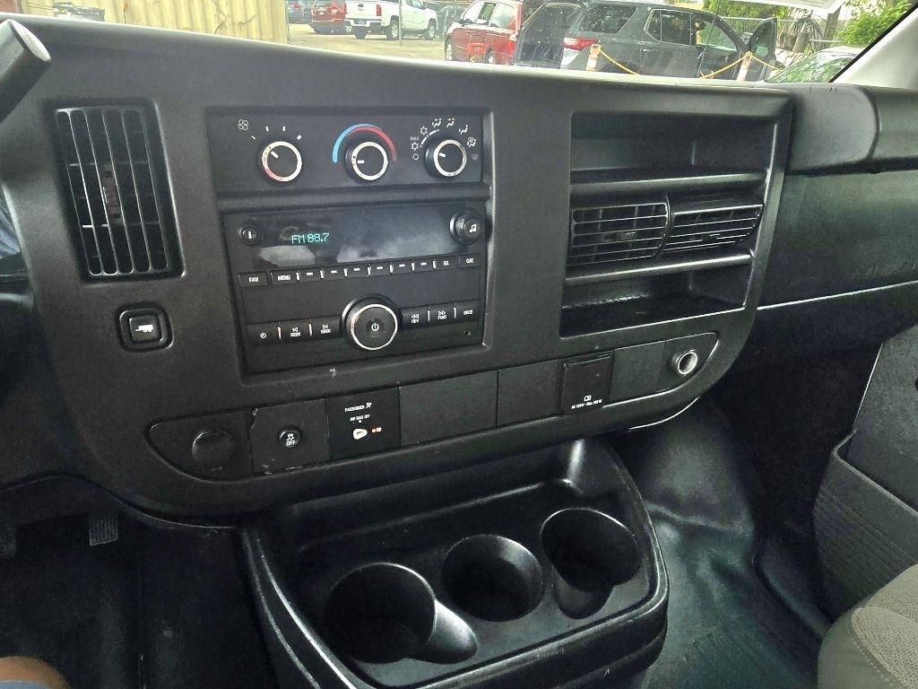 Chevrolet Express G3500 139" 2016