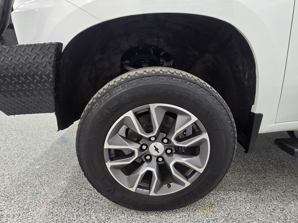 Chevrolet Silverado 1500 RST Crew Cab Long Box 4WD 2020 Chevrolet Silverado 1500 RST Crew Cab Long Box 4WD 2020