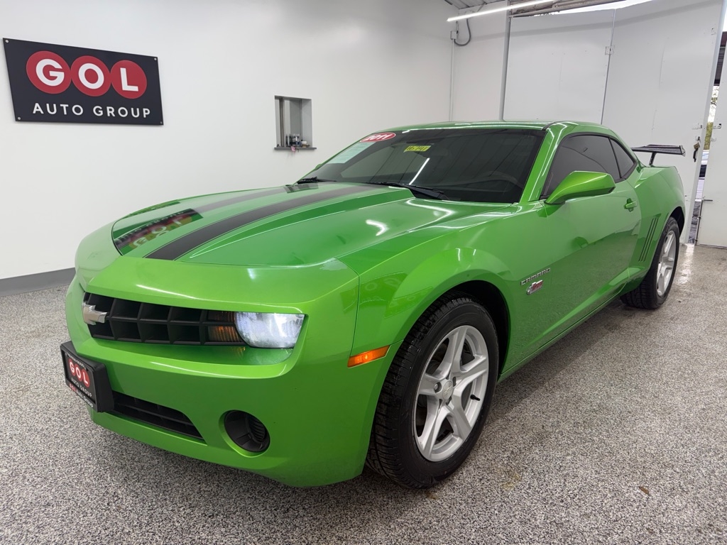 Chevrolet Camaro LS Coupe 2011 Chevrolet Camaro LS Coupe 2011