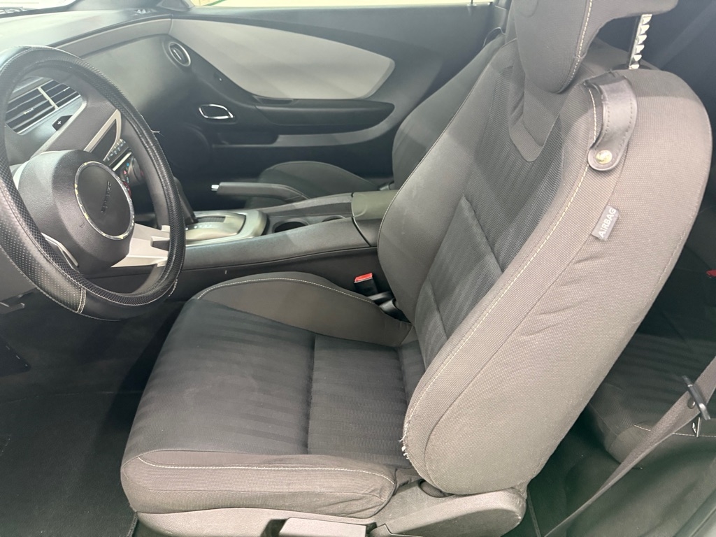 Chevrolet Camaro LS Coupe 2011 Chevrolet Camaro LS Coupe 2011