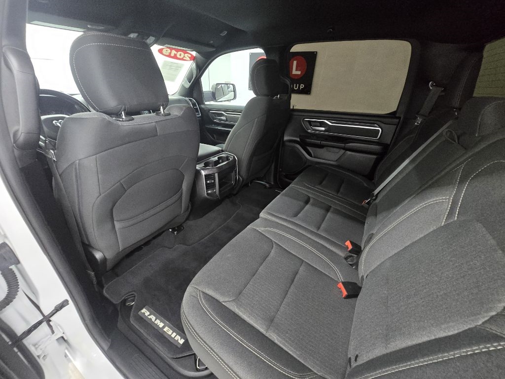 RAM 1500 Big Horn Crew Cab SWB 2WD 2019 RAM 1500 Big Horn Crew Cab SWB 2WD 2019