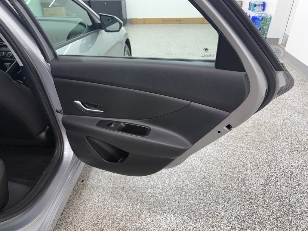 Hyundai Elantra SE 2023 Hyundai Elantra SE 2023