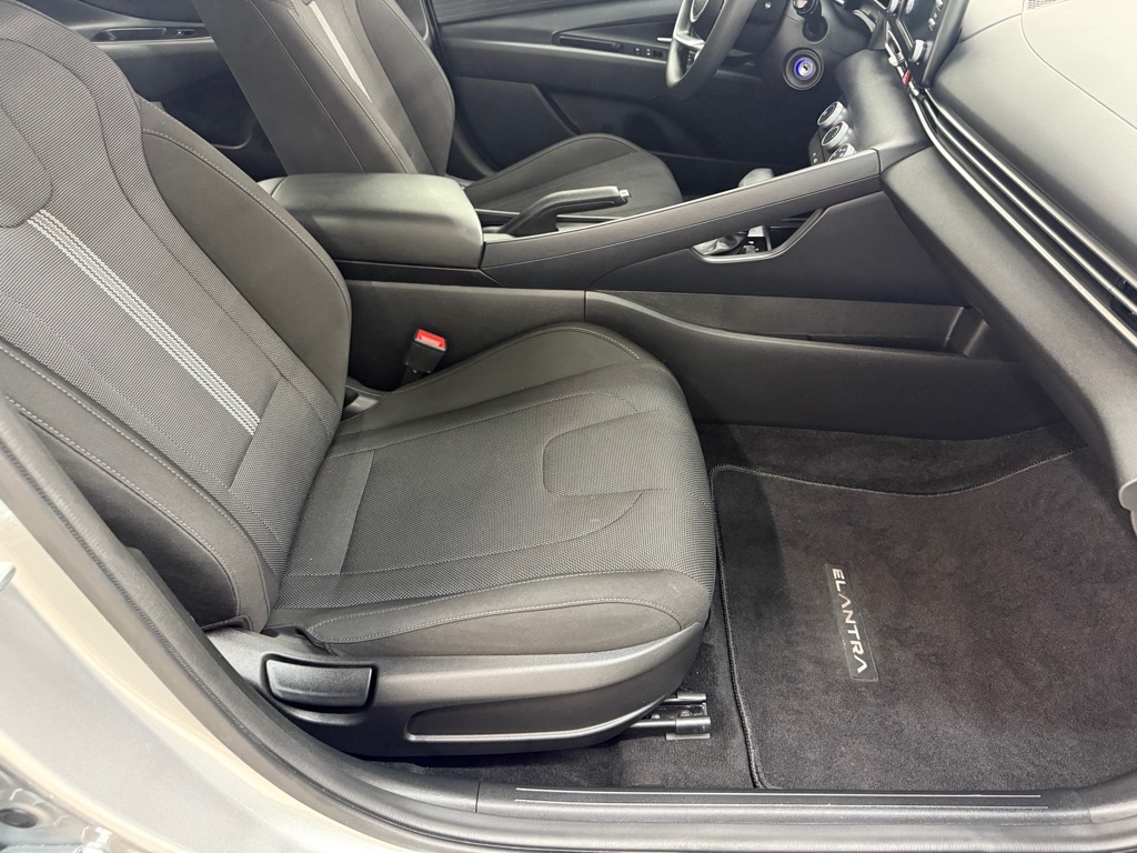 Hyundai Elantra SE 2023 Hyundai Elantra SE 2023