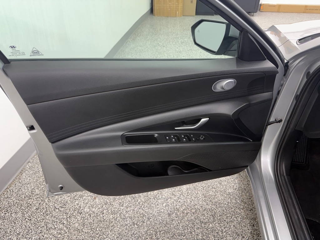 Hyundai Elantra SE 2023 Hyundai Elantra SE 2023