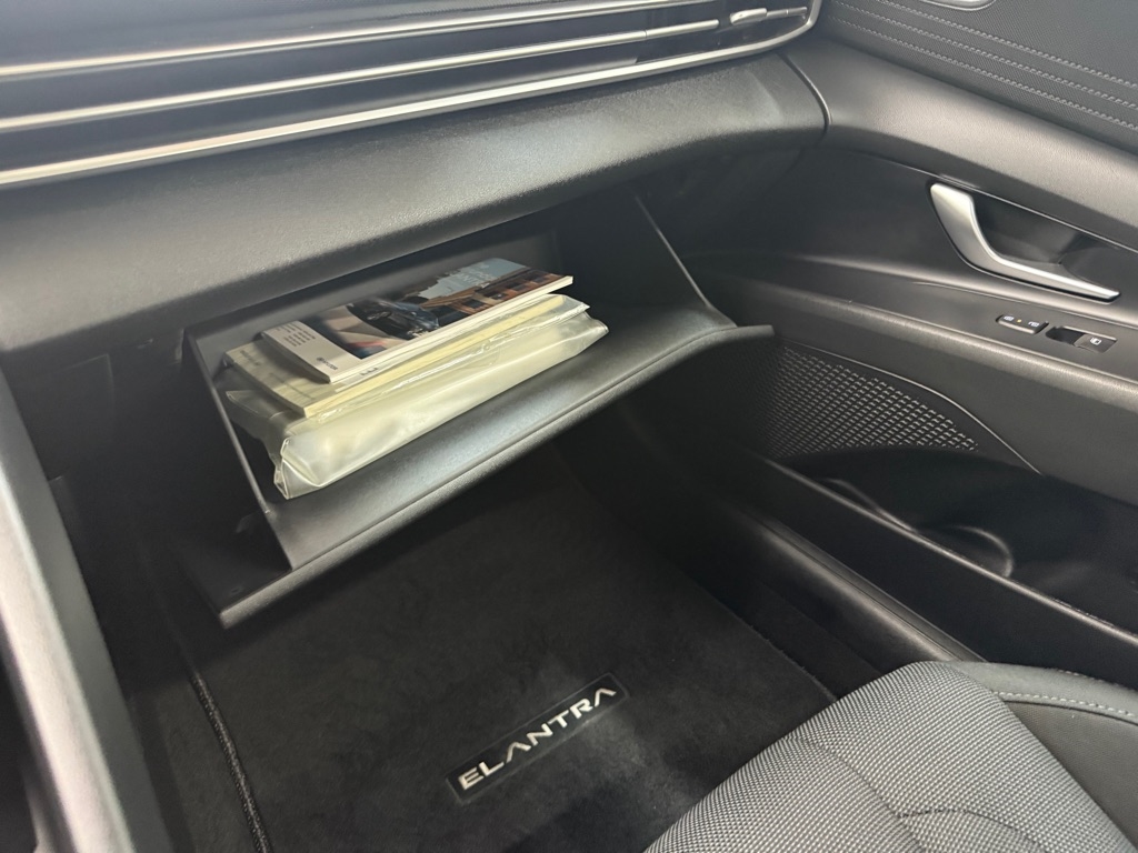 Hyundai Elantra SE 2023 Hyundai Elantra SE 2023