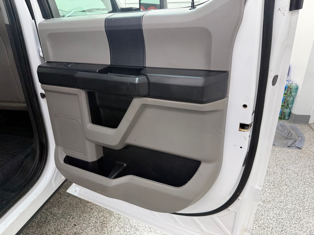 Ford F-250 SD King Ranch Crew Cab 4WD 2019 Ford F-250 SD King Ranch Crew Cab 4WD 2019