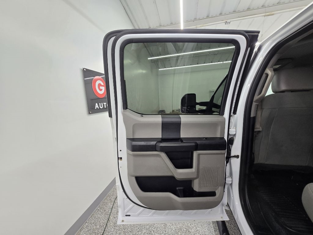 Ford F-250 SD King Ranch Crew Cab 2WD 2018