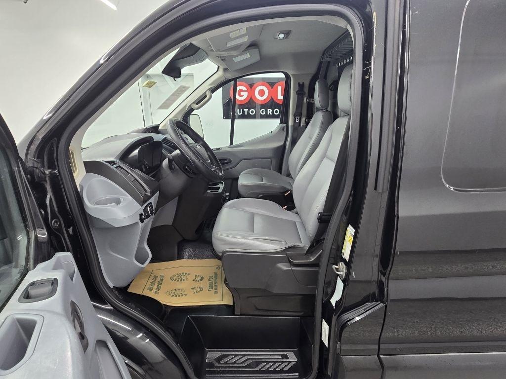 Ford Transit 150 Van Low Roof w/Sliding Pass. 130-in. WB 2015