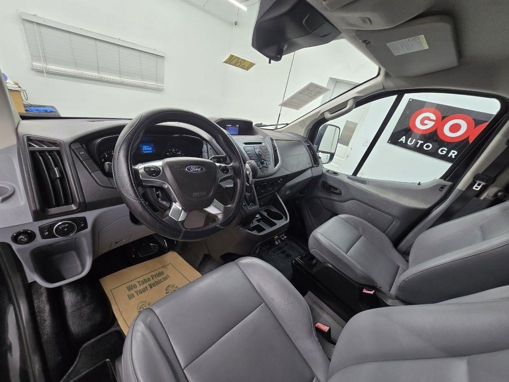 Ford Transit 150 Van Low Roof w/Sliding Pass. 130-in. WB 2015